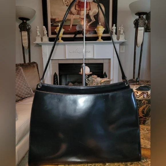 Bally large laptop tablet bag. - Picture 2 of 14